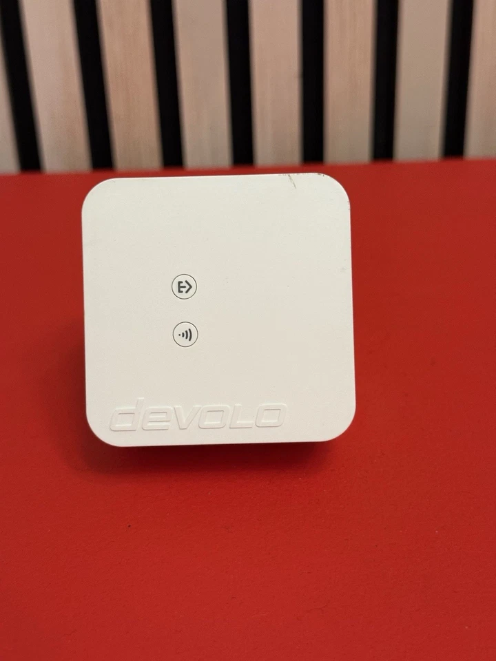 Adaptador de enchufes devolo dLAN 550 WiFi Wi-Fi Powerline 500 Mbps 1 puerto LAN excelente - Imagen 2 de 4