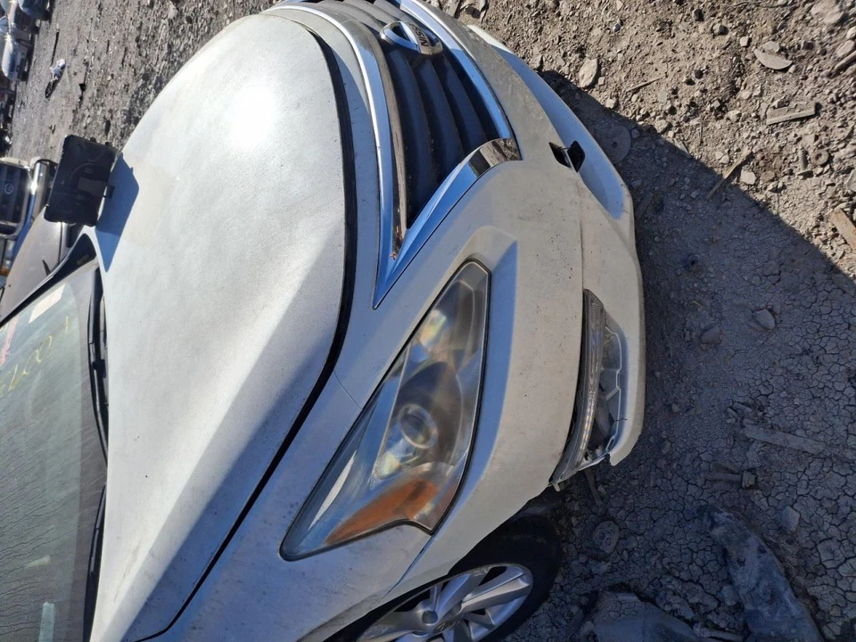 Wash Reservoir Fits 16-23 MAXIMA 3722214 - Image 4 of 4