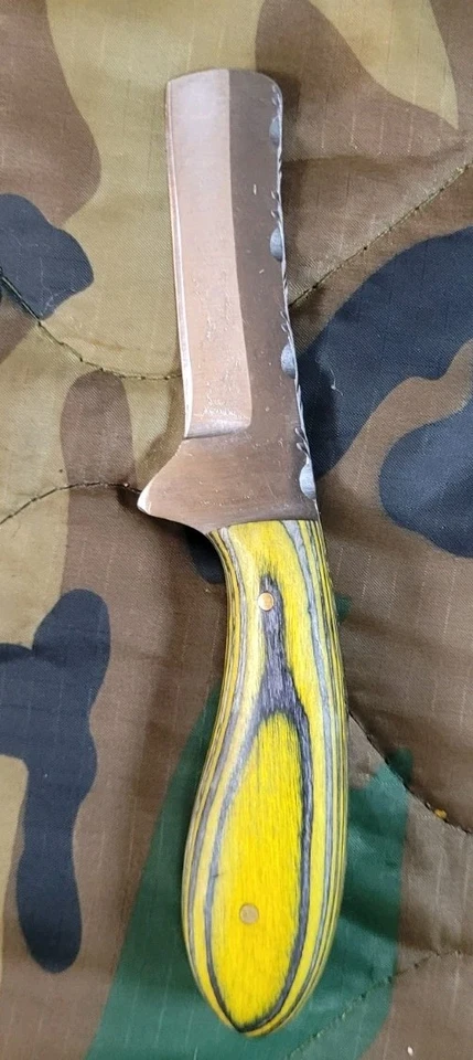 2.5 In Bull Cutter Knife With Brown Leather Sheath Gray And Yellow Wood Handle - Image 4 of 4