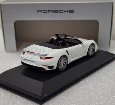 ディーラー特注ミニチャンプス　ポルシェ 911 turbo 991型2013年 楽天市場】ミニチャンプス 1/43 ポルシェ 911 ターボ S (991) 2013