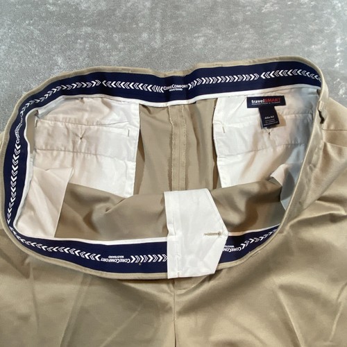 Pantalones de viaje inteligentes Roundtree & Yorke para hombre talla 48 x32 beige elástico - Imagen 6 de 8