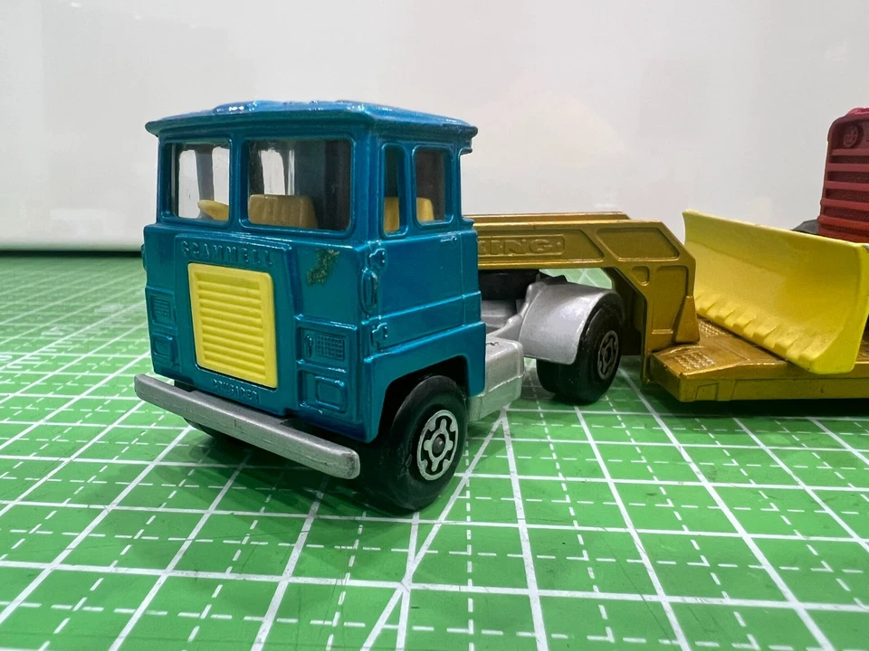 Matchbox Super Kings K-23 Scammell Tractor & Low Loader w/ Super Bulldozer MINTY - Image 2 of 4