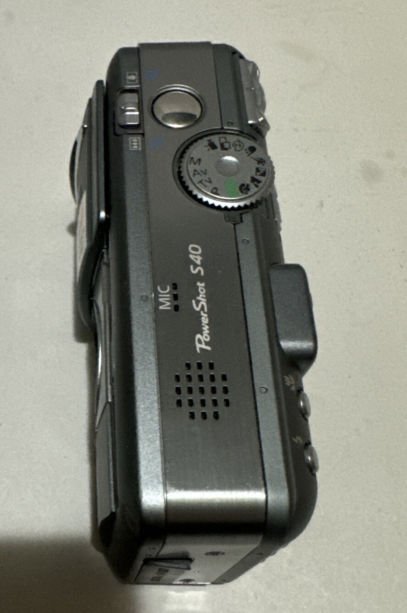 Canon PowerShot S40 4MP 3x Zoom Digital Camera Untested No Canon PowerShot S40 4MP 3x Zoom Digital Camera Untested No