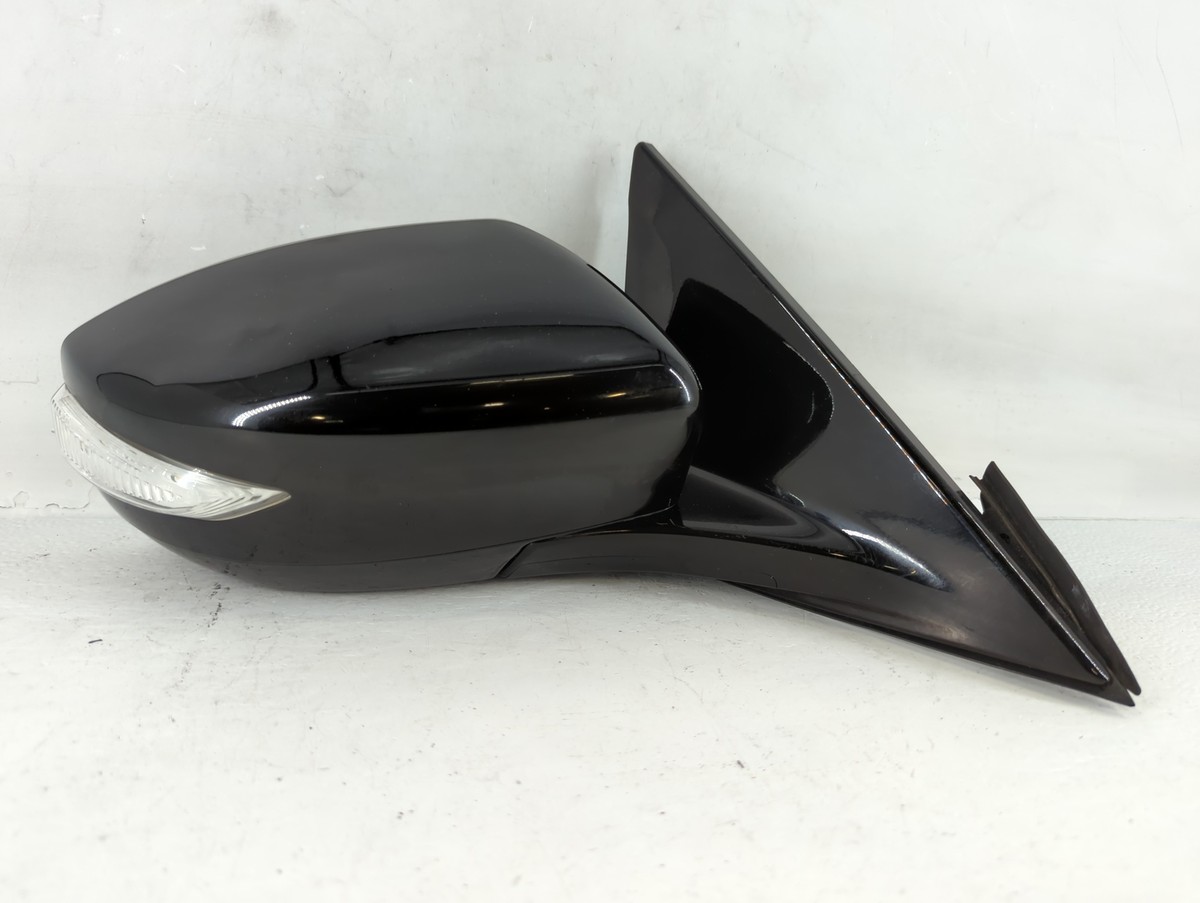 2016-2020 Nissan Maxima Passenger Right Side View Power Door 2016-2020 Nissan Maxima Passenger Right Side View Power Door