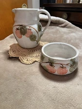 pottery cream and sugar Set