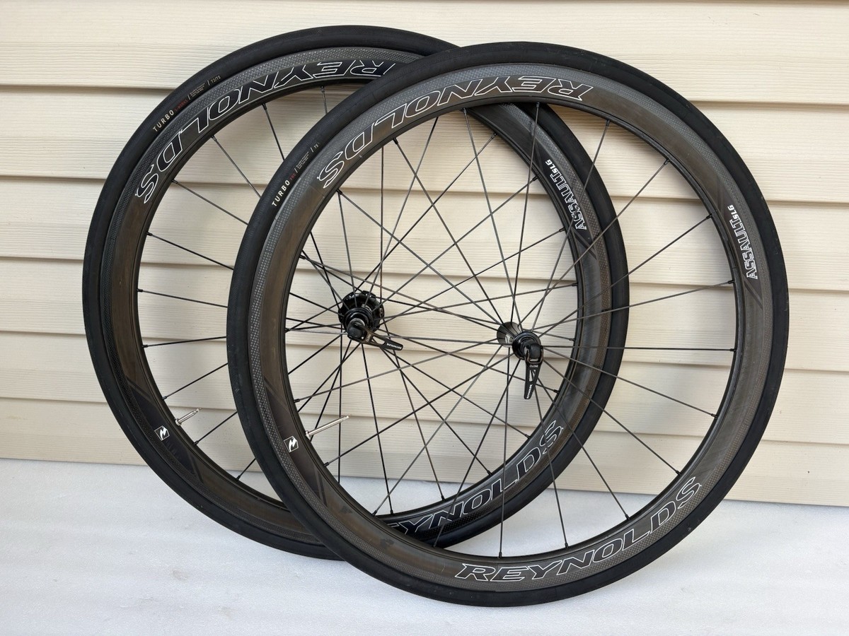 Reynolds Assault SLG Carbon Clincher Wheelset w/tires. 700c Rim
