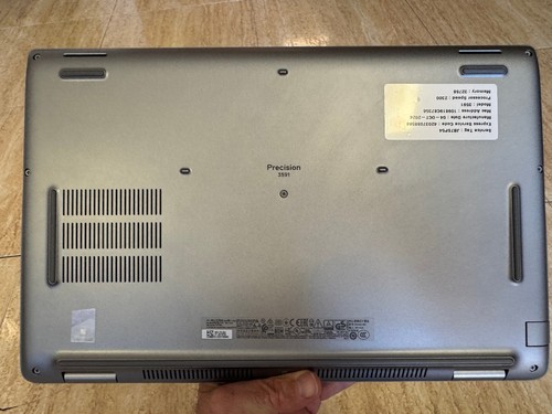 Dell Precision 3591 Ultra 9, 32gb, RTX 2000 NUEVO - Imagen 6 de 11