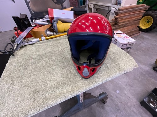 vintage Bell Moto4 Helmet Red 6 7/8 size good shape - Picture 4 of 6