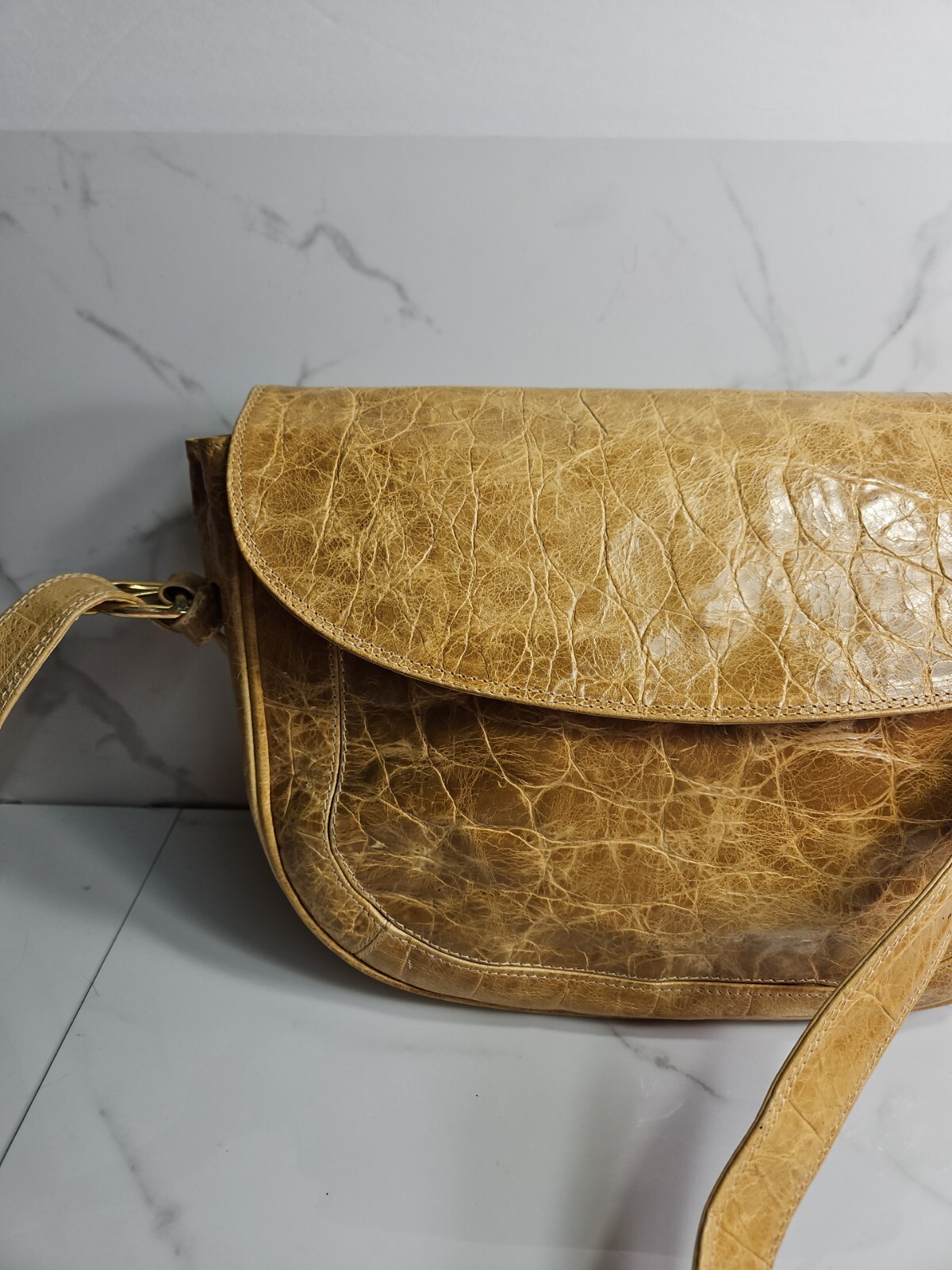 Neiman Marcus Crocodile Embossed Pattern Leather … - image 9