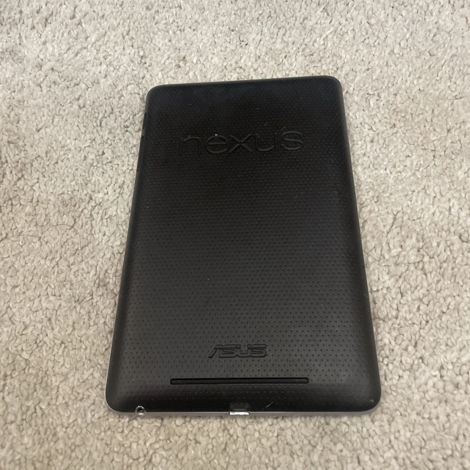 Asus Google Nexus 7 - Black. 2012 1st Generation - Image 2 of 4