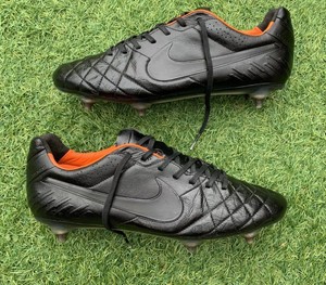 nike tiempo legacy sg