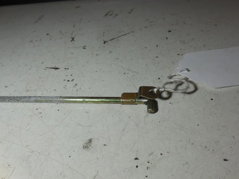 Barra de bloqueo de puerta del conductor delantero izquierdo 72-89 mercedes-benz r107 450sl 560sl 380sl Foto 2 de 4