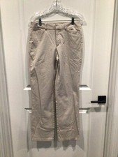 euc Dockers women 6 ideal fit pants beige color button zip pockets