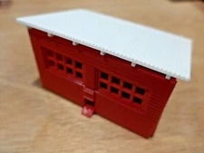 Plasticville #1617 - FARM BUILDING & ANIMALS  - INDIVIDUAL PARTS - ORIGINAL 