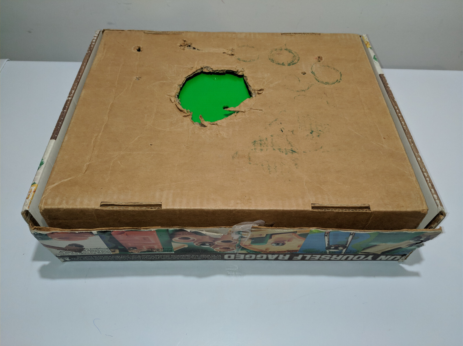TOMY 1979 Vintage Run Yourself Ragged Board Game ALMOST COMPLETE EBay