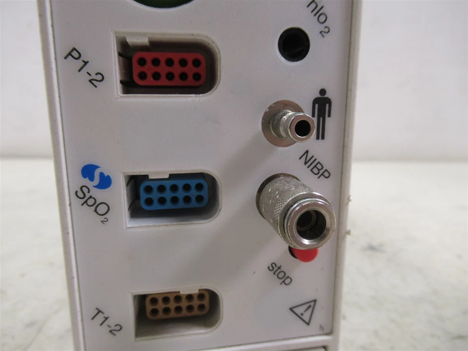 Spacelabs Ultraview 91496 带选项 -1BGRU 命令插头模块  — 第 3/4 张图片