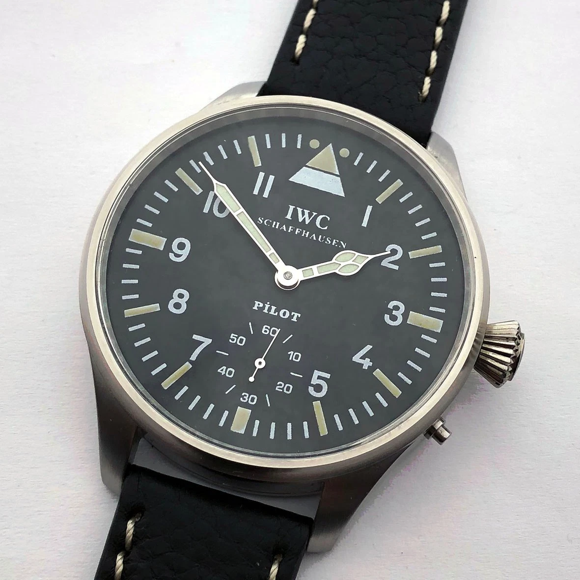 IWC Schaffhausen — Rare Big Swiss Military Wristwatch IWC Schaffhausen Steel Case Pilots WW2