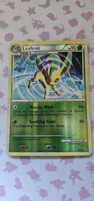 Leafeon 17/99 Reverse Holo Undaunted