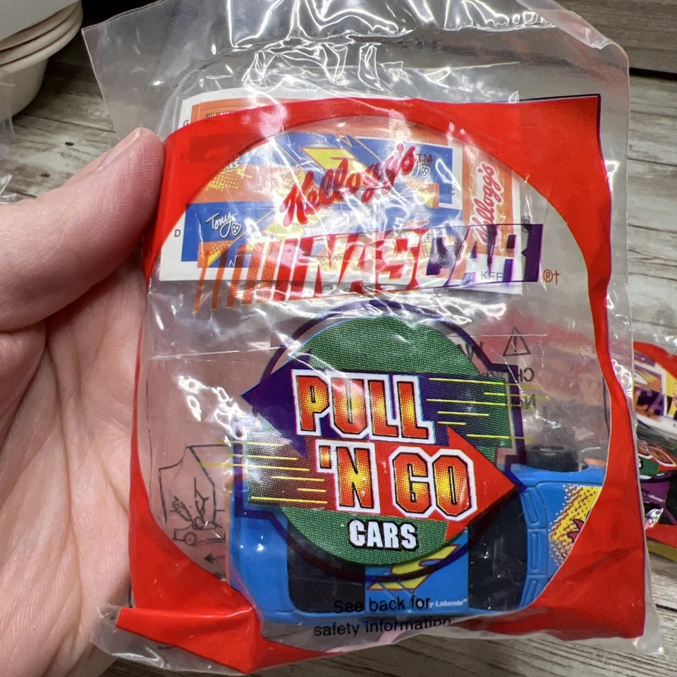 Terry Labonte #5 Hot Wheels Monte Carlo Kelloggs Pull N Go (1999) Tony the Tiger Foto 2 de 4