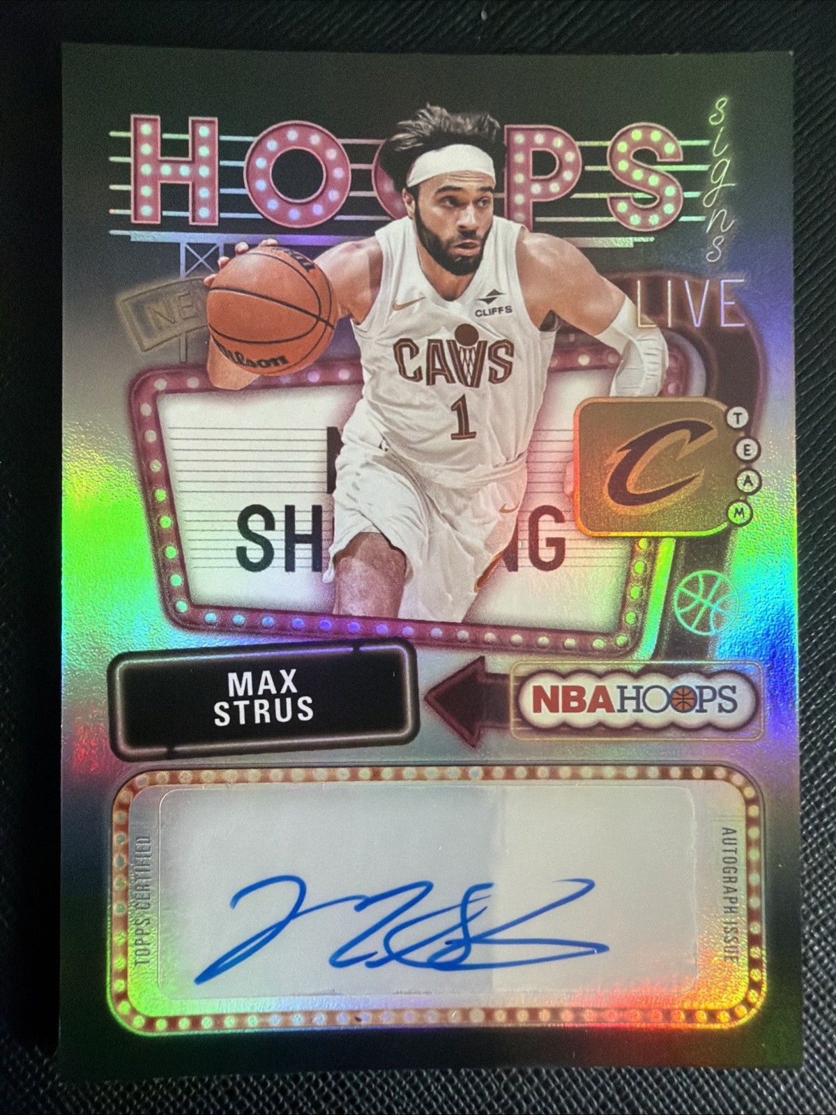 2025-26 NBA Hoops Max Strus #HS-MST Hoops Signs Silver Holo Auto Cavaliers