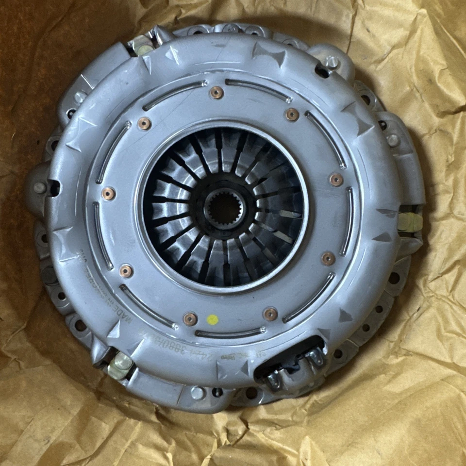 Disco de embrague y placa de presión originales GM 24243879 24243879 para CTS 2005-2009 Foto 2 de 4