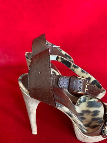 Roberto Cavalli Brown Distressed Leather Metal Strappy Platform Sandals Size 40 - Picture 8 of 9
