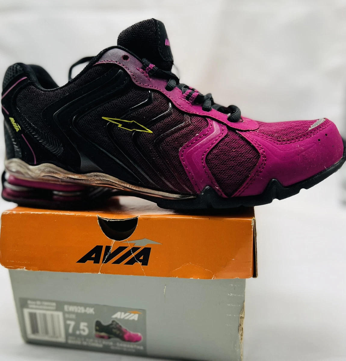 Avia Shoes Flurry Shock Sole Running Sneakers Athletic Pink/Black Size 7.5