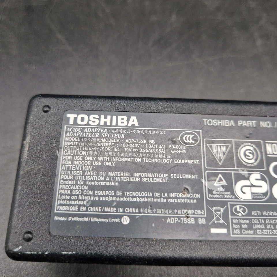 Cargador PSU Adaptador Original Toshiba ADP-75SB BB / PA3468E-1AC3 19V 3.95A AC/DC Foto 3 de 4