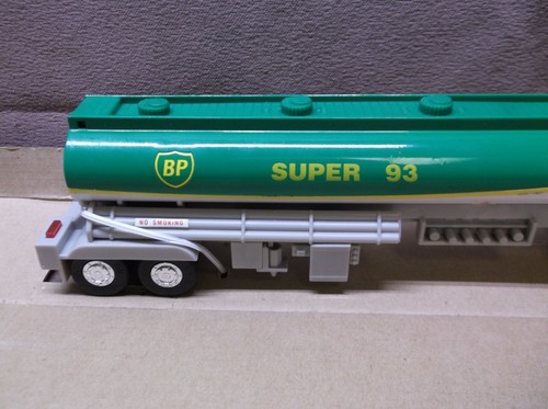 1994 BP SUPER 93 OIL TANKER TRACTOR TRAILER TRUCK BATTERY OPERATED LIGHTS HORN - Picture 15 of 17
