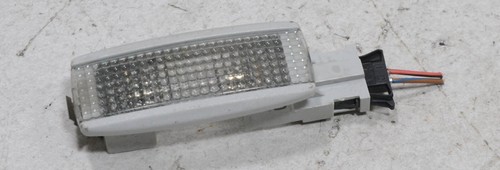 VW Passat 3B Variant Bj 2000 Innen Leuchte Lampe Licht 3B0947113 #89691-F190