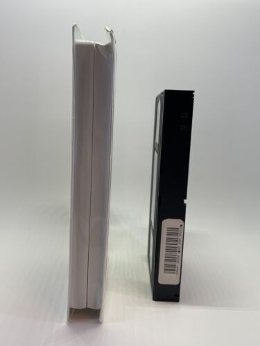 Stuart Little - VHS Tape 2000 Clamshell - Classic Children Movie - Free Shipping - Picture 2 of 5