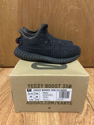 yeezy preschool size