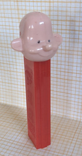 07) Vintage Fireman Pez Dispenser As Is No Feet USA. needs hat/moustache