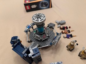 LEGO Ideas: Doctor Who (21304) - USED 100% COMPLETE (SEE DESC FOR CONDITION)
