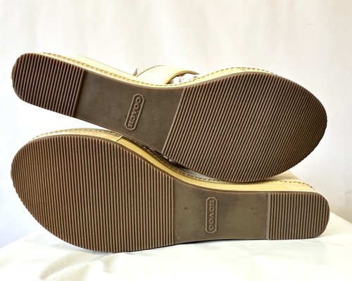 Coach Felicia Wedge Thong Sandal Size 7.5 B Ivory & Camel Patent Leather - Picture 6 of 9