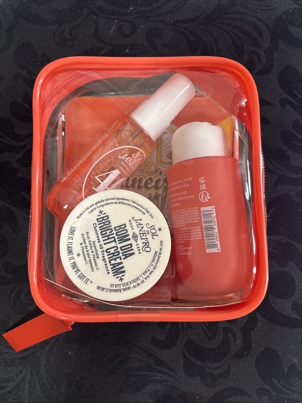 Sol de Janeiro Bom Dia Bright Jet Set Body Care Kit Cheirosa 40 Perfume Mist