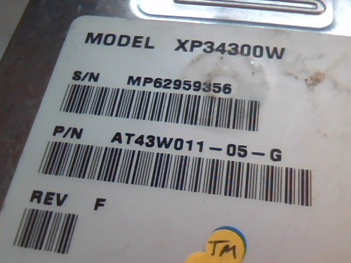 SCSI Hard Drive Quantum XP34300W AT43W011-05-G Rev F - Picture 2 of 5