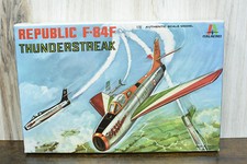 Repubblica Aviazione F-84F Thunderstreak 1/72 Raro Modellino Italeri Kit 107 NIOB c2