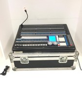 Avolites Pearl 2004-moving Light Controller W/1.44mb Floppy Disk Drive,lamp,case