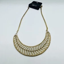 ZAD White Gold Tone Bib Necklace 18” New