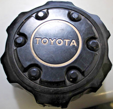 1986-1995 Toyota Pickup 4 Runner Oem Center Hub Cap 69305