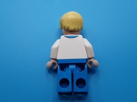 LEGO Fred Jones Scooby Doo Minifigure 75902 Mystery Machine cracked arm