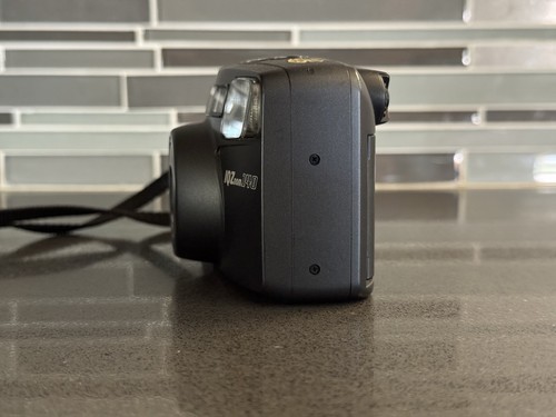 Pentax IQZoom140M Camera With Extras - Picture 7 of 20