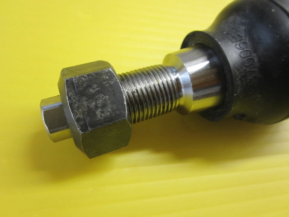 Junta de rótula de barra de oruga XRF para Ford F250 F350 F450 F550 Super Duty garantía de por vida. Foto 4 de 4