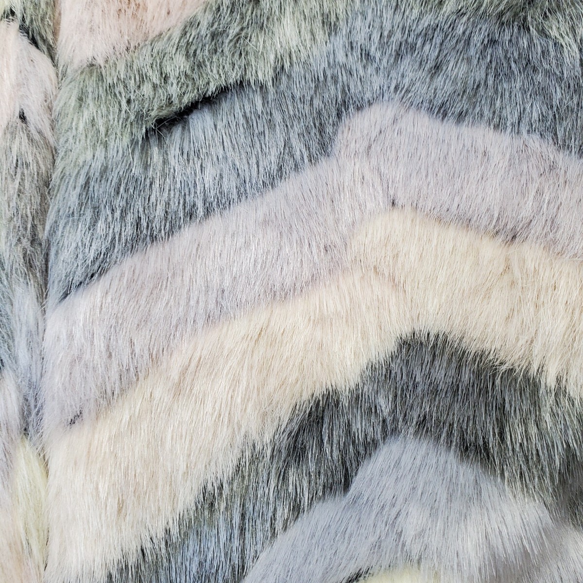 【WONDER WONDER】Lens Quilted Eco Fur Long Sleeve Jacket Lens quilted eco fur jacket - WONDER WONDER | 60% - Asian