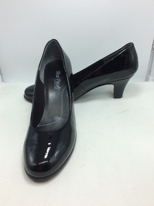 walking cradles pumps