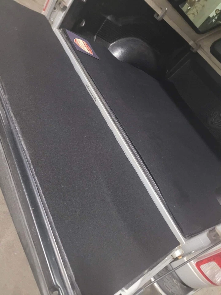 MOTOR CITY MAT - Universal Truck Bed Liner & Tailgate Liner - 67" x 120" (10-ft) Foto 3 de 4