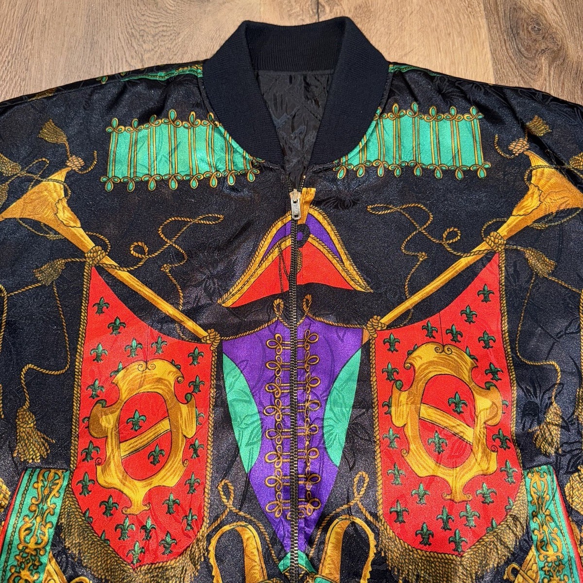 High Fashion Jacket Vintage 80s 90s Silk Bomber Coat Fresh High Fashion Jacket Vintage 80s 90s Silk Bomber Coat Fresh