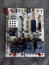 OEM Goodman B18099-13  1012-933D Furnace Control Circuit Board