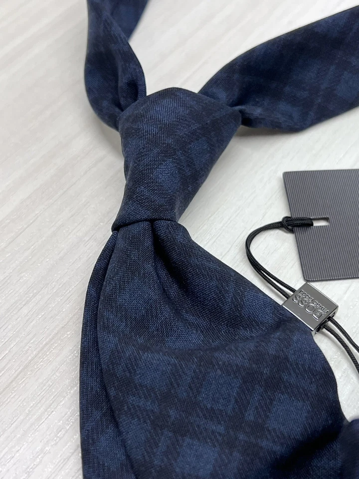 HUGO BOSS COLEÇÃO SOB MEDIDA GRAVATA XADREZ FINA FEITA À MÃO NA ITÁLIA — *VENDA* - Imagem 3 de 4